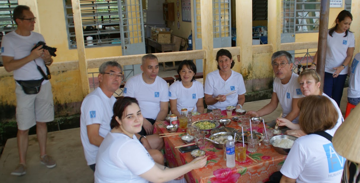 Mission soins dentaires à Cai Tac, Chau Thanh, Vietnam, Octobre 2015 - Association Solidarité Dentaire Vietnam France