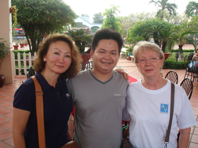 Mission soins dentaires à Long Xuyen, Vietnam, Octobre 2014 - Association Solidarité Dentaire Vietnam France